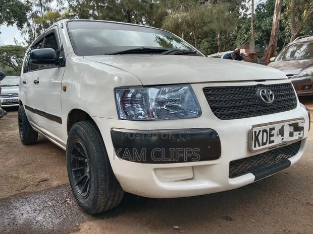 Toyota Succeed SV Premium 2014 Pearl