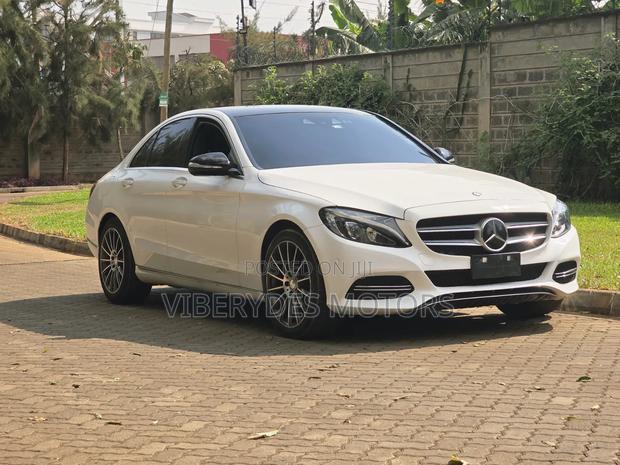 Mercedes-Benz C200 2014 White