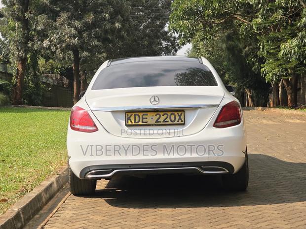 Mercedes-Benz C200 2014 White