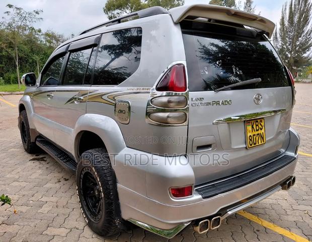 Toyota Land Cruiser Prado 3.0 D-4D 5dr 2006 Silver