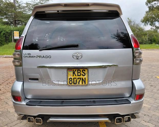 Toyota Land Cruiser Prado 3.0 D-4D 5dr 2006 Silver
