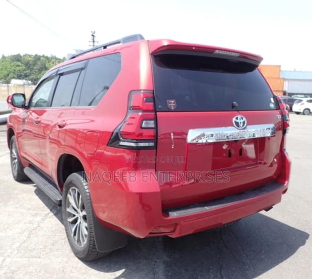 Toyota Land Cruiser Prado 2019 Maroon