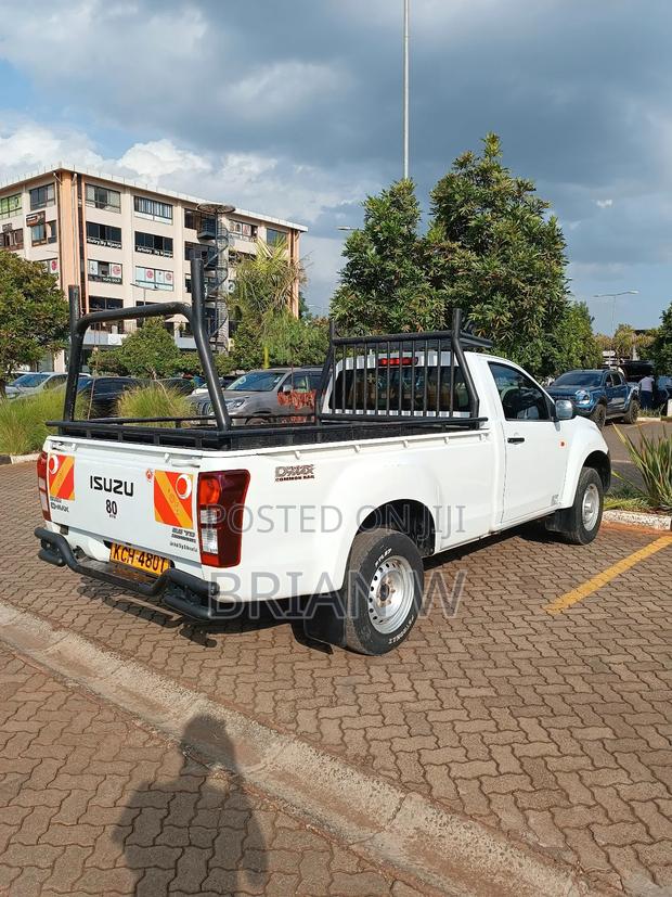 Isuzu D-MAX 2015 White