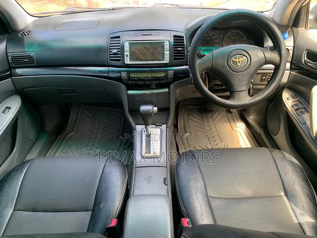 Toyota Premio 2009 Silver