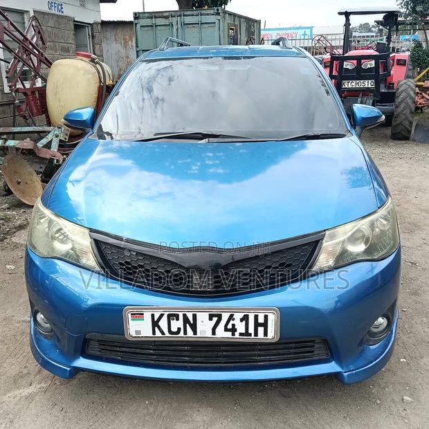 Toyota Corolla Fielder 2013 Blue