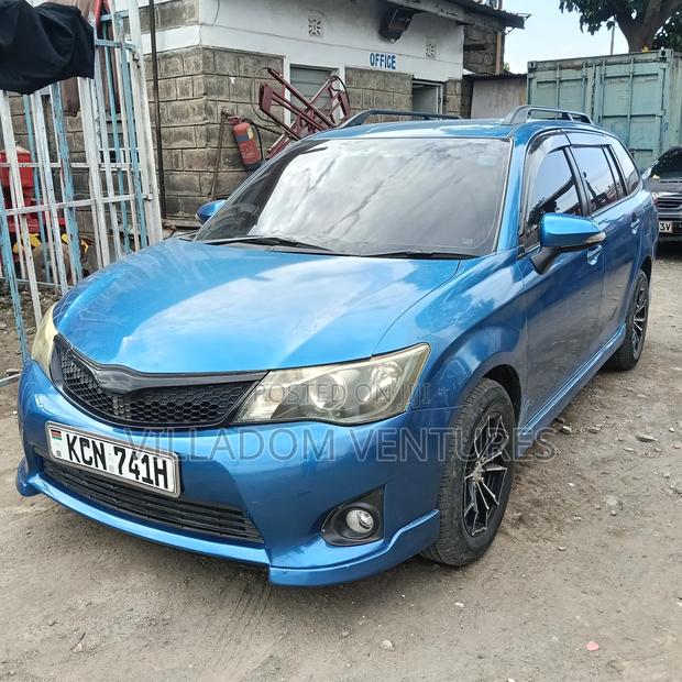 Toyota Corolla Fielder 2013 Blue