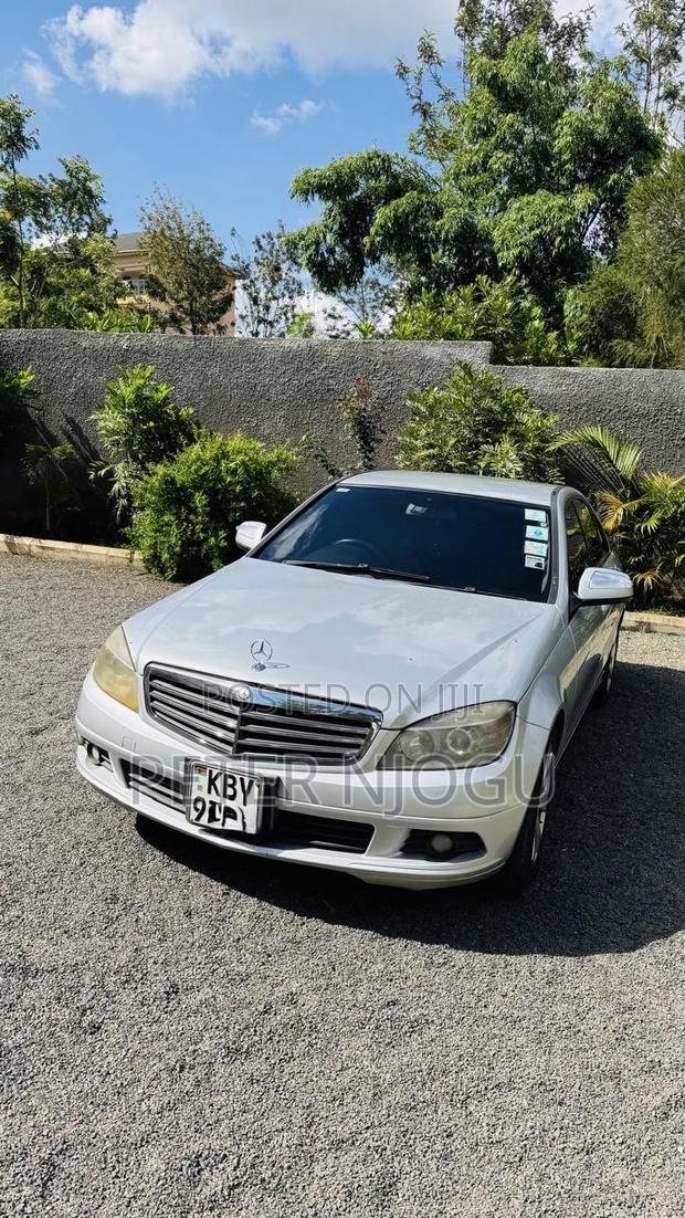 Mercedes-Benz C200 2008 Gray