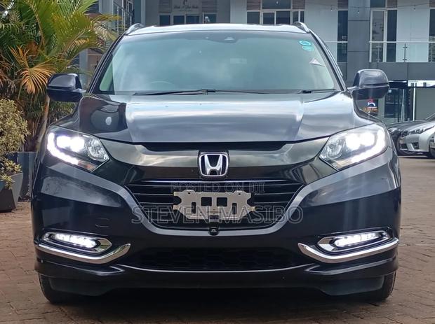 Honda Vezel 1.5 Hybrid 2WD 2018 Black