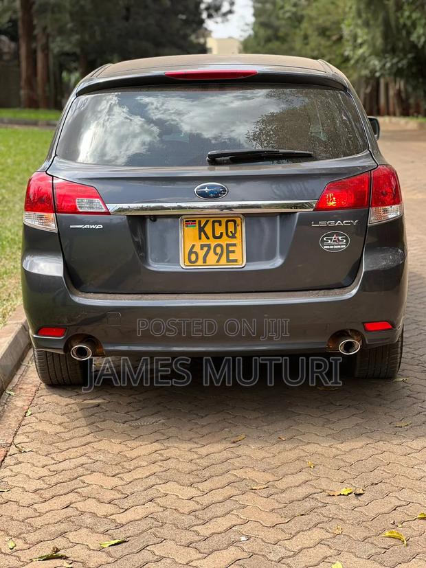 Subaru Legacy 2011 Gray