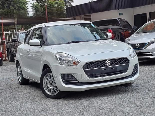 Suzuki Swift 2019  White 