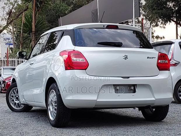 Suzuki Swift 2019  White 