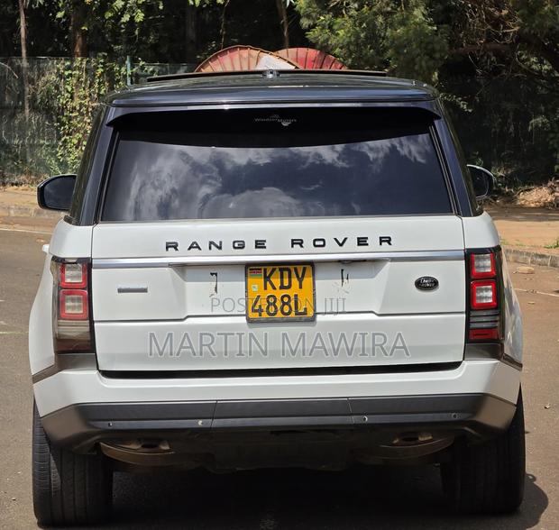 Land Rover Range Rover Vogue 2013 White