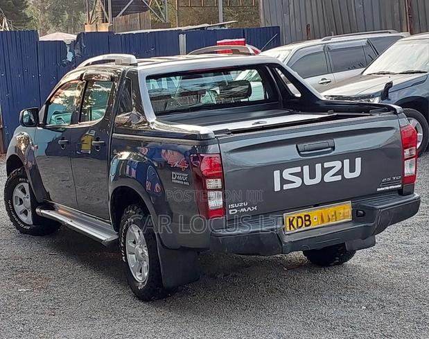 Isuzu D-MAX 2020 Gray