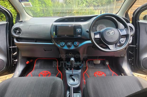 Toyota Vitz 2018 Black