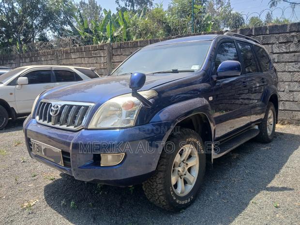 Toyota Land Cruiser Prado 2005 Blue