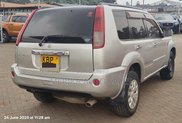 Nissan X-Trail 2004 Silver