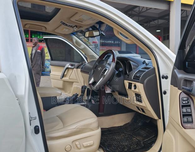 Toyota Land Cruiser Prado 2.7 VVT-i 2015 White