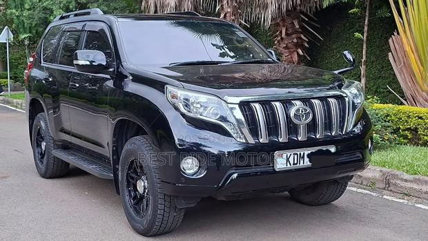 Toyota Land Cruiser Prado 2017 Black