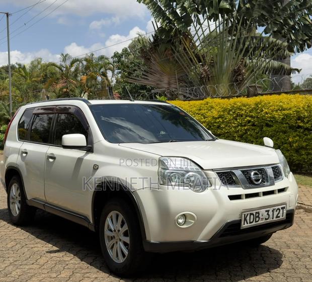 Nissan X-Trail 2013 White