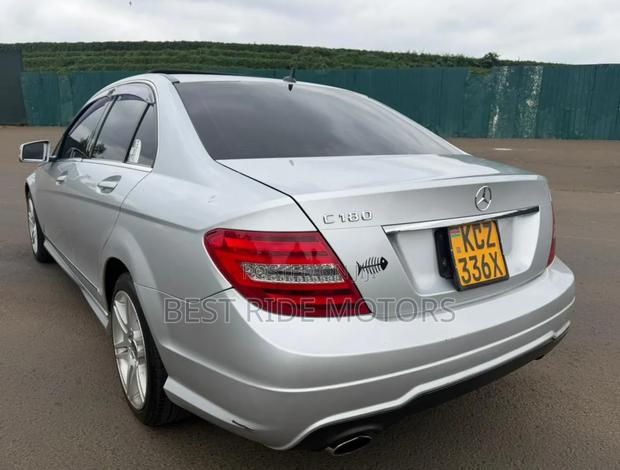 Mercedes-Benz C180 2013 Silver