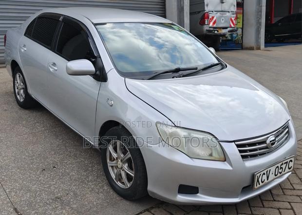 Toyota Axio 2012 Silver