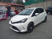 Toyota Vitz 2015 White for sale
