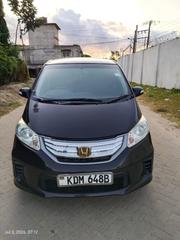 Honda Freed 2016 Purple for sale