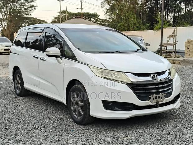 Honda Odyssey 2012 Pearl