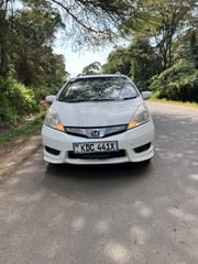 Honda Fit Shuttle 1.3 Hybrid 2WD 2013 White for sale