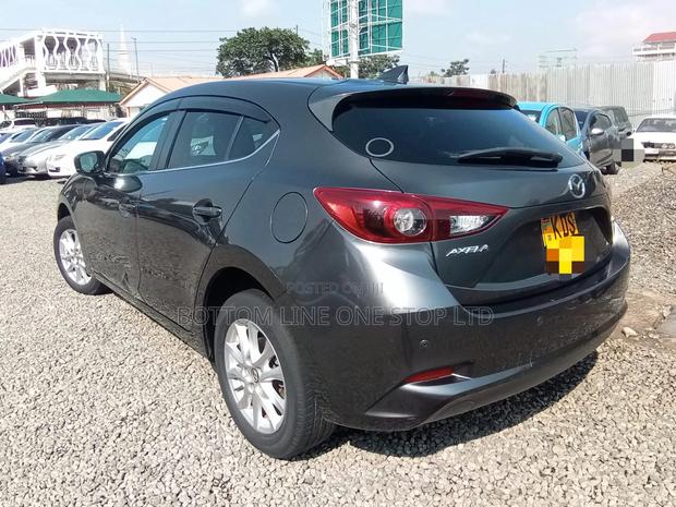 Mazda Axela 2017