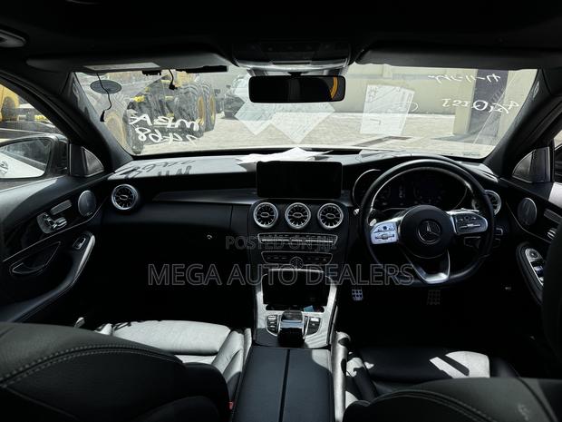 Mercedes-Benz C200 2019 White