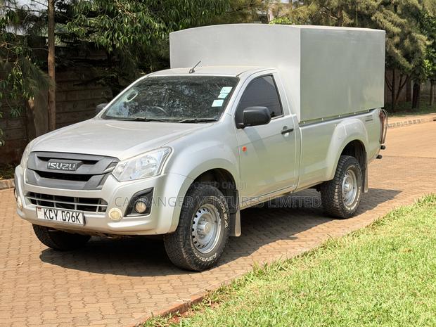 Isuzu D-MAX 2020 Silver