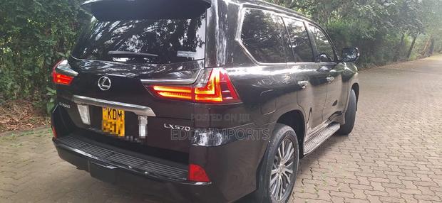 Lexus LX 570 AWD 2016 Black