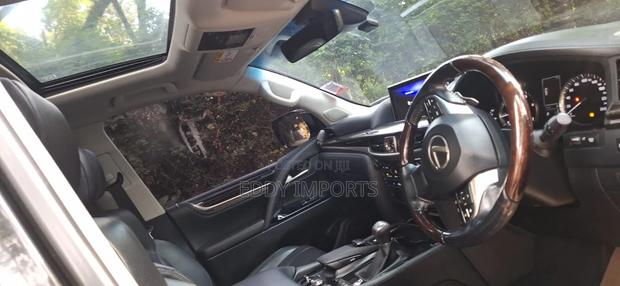 Lexus LX 570 AWD 2016 Black