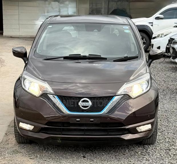 Nissan Note 2019 Maroon