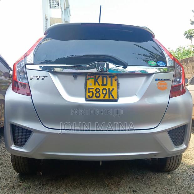 Honda Fit 2017 Silver