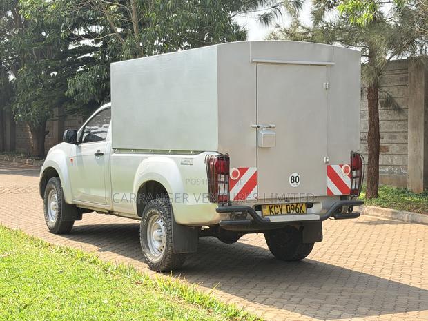 Isuzu D-MAX 2020 Silver