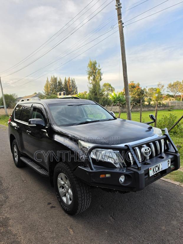 Toyota Land Cruiser Prado 2014 Black