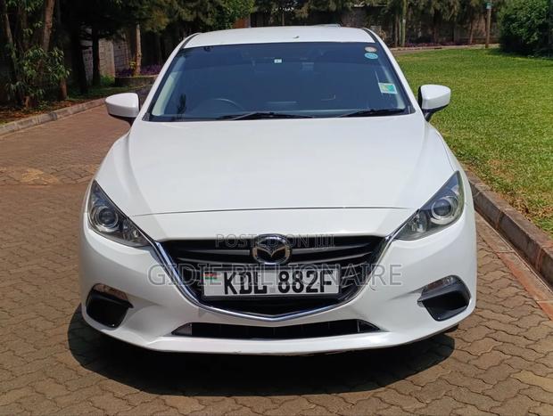Mazda Axela 2015 White