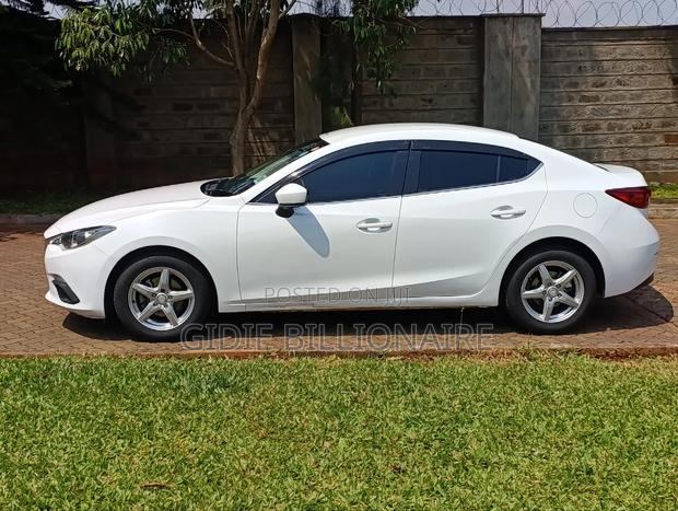 Mazda Axela 2015 White