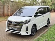 Toyota Noah 2018 White for sale