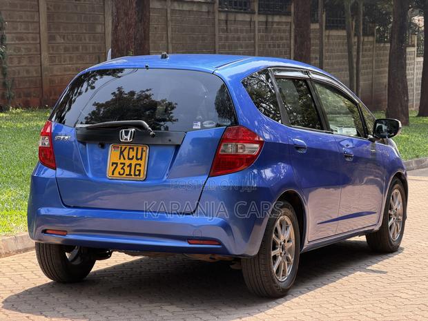 Honda Fit Automatic 2012 Blue