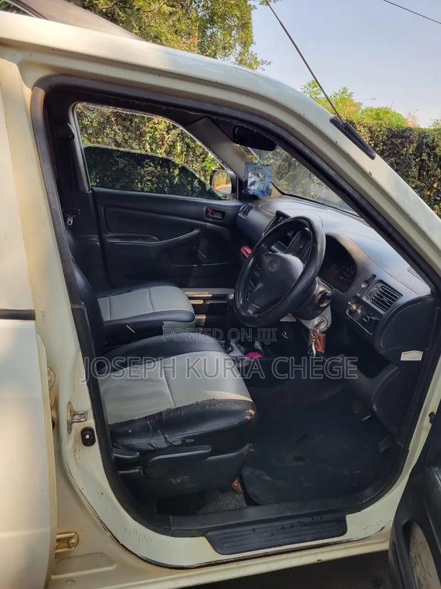 Toyota Probox 2005 White
