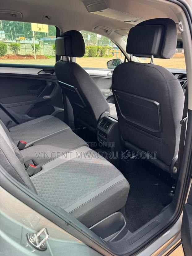 Volkswagen Tiguan 2.0T SEL Premium AWD 4MOTION 2018 Gray
