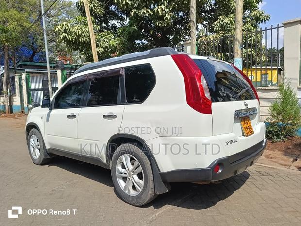 Nissan X-Trail 2011 White