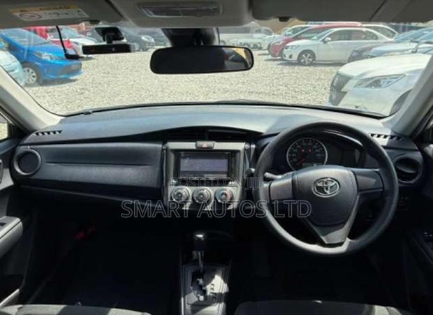 Toyota Axio 2020