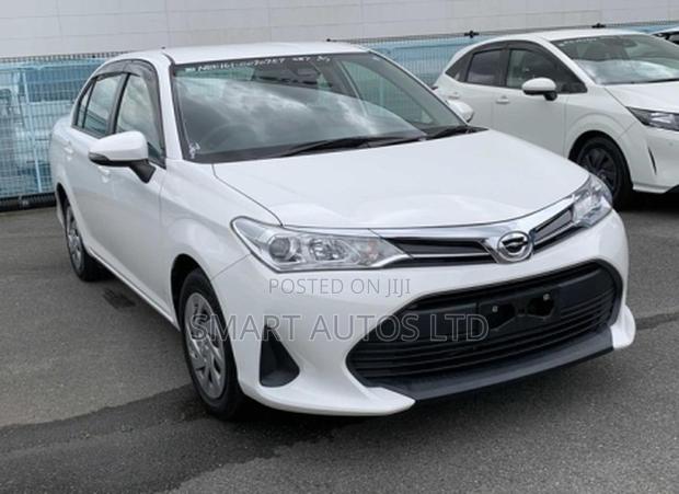 Toyota Axio 2021 Off white