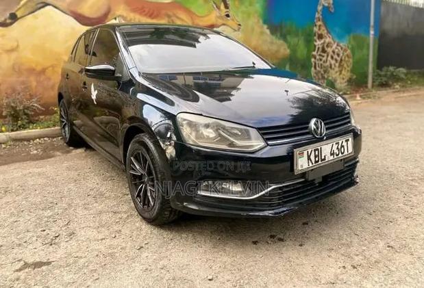 Volkswagen Polo 2015 Black