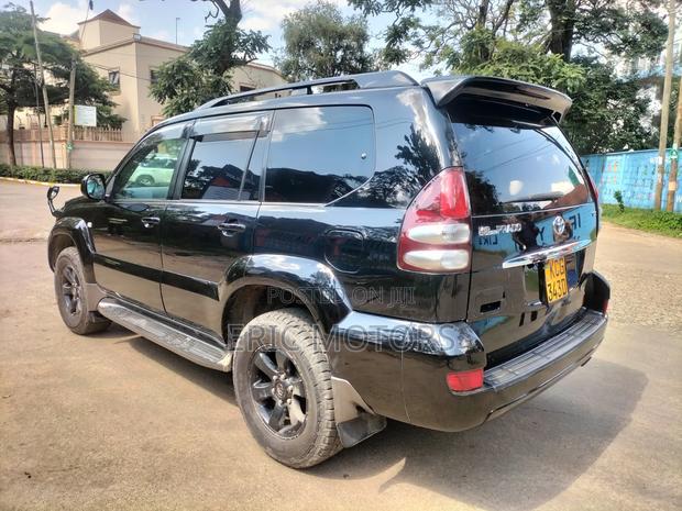 Toyota Land Cruiser Prado 2009 Black