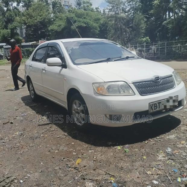 Toyota Corolla 2006 White